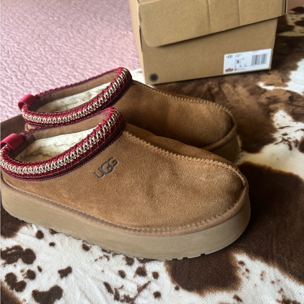 UGG Tazz Brown Suede Platform Slippers with Red Trim